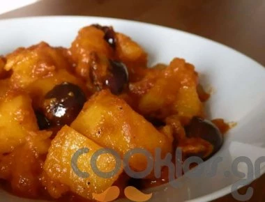 Η συνταγή της ημέρας: Πατάτες ραγού με ελιές